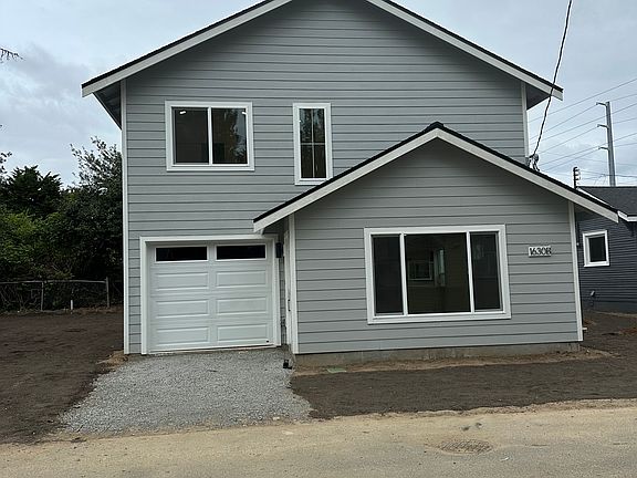3rd image of 1630 Scenic Dr #C