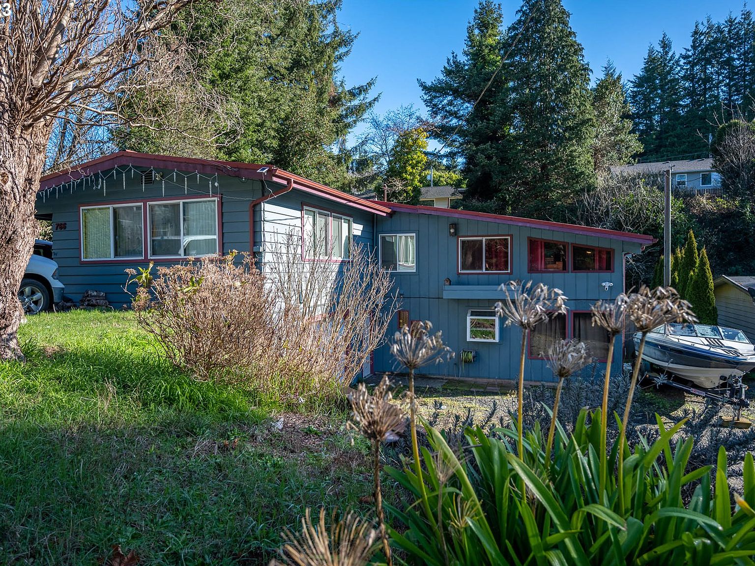 766 N 10th St, Coos Bay, OR 97420 MLS 23395632 Zillow