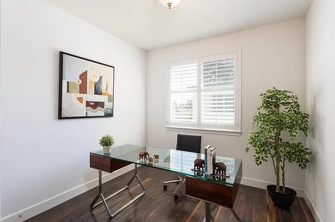 1081 Gaviota Ter — Photo 13