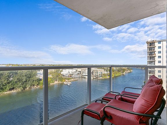 5th image of 1401 N Riverside Drive #1007