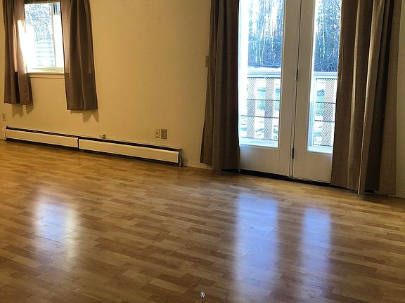 5th image of 1155 E Snohomish Ave APT 1
