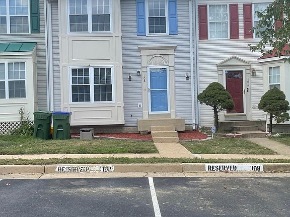 2nd image of 108 Sterling Ct