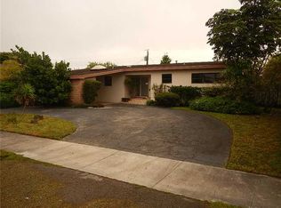 1721 SW 85th Ct, Miami, FL 33155