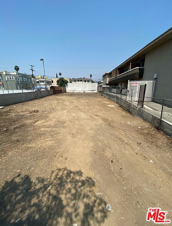 2nd image of 5533 Virginia Ave