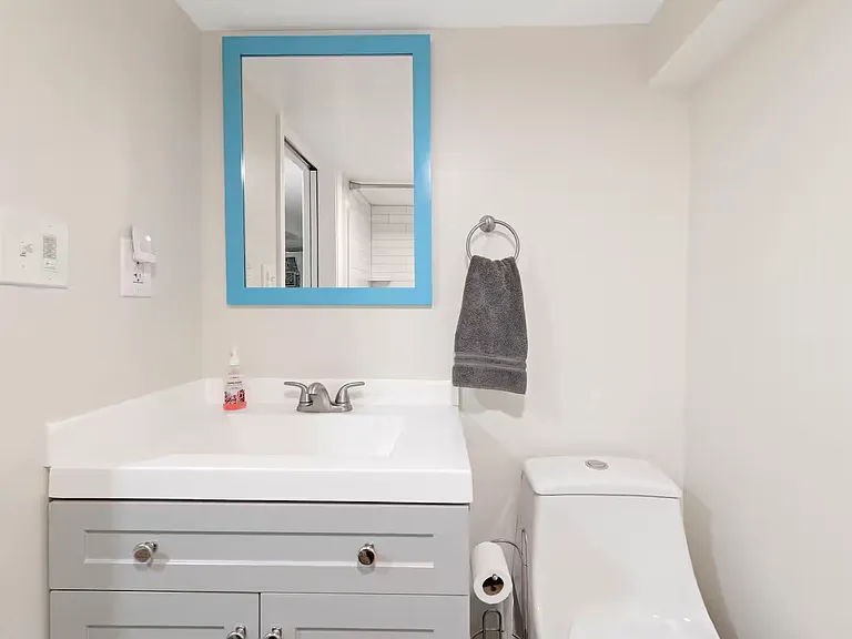 1324 Randolph St NE — Photo 6