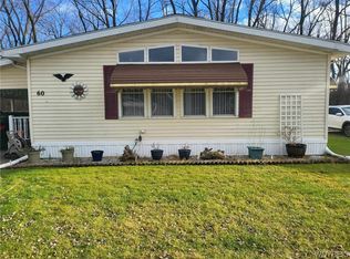 60 Parkside Cir, Buffalo, NY 14227
