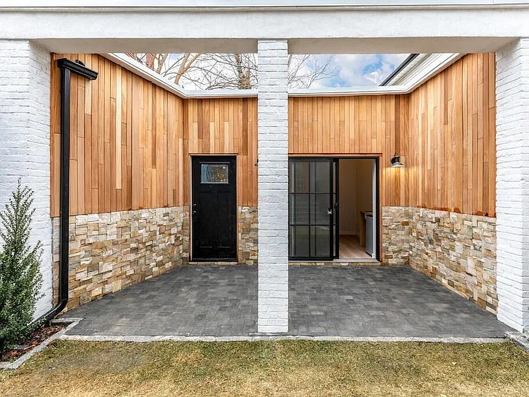 15 Gardner Rd #15 — Photo 16