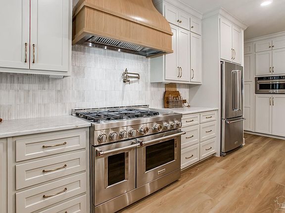 5th image of 9107 Pine Preserve Ln N