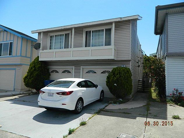 1st image of 19 Camelot Ct
