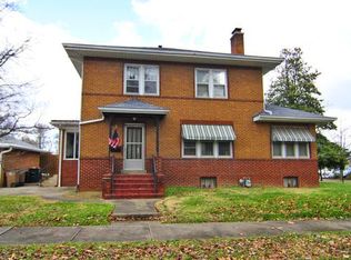 1202 Hillcrest Dr, Cape Girardeau, MO 63701