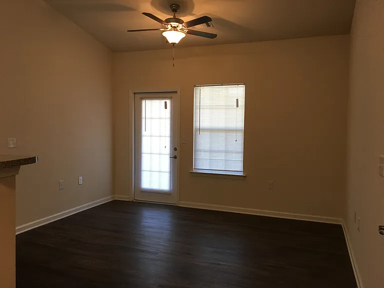 Quinland Ridge Apartments — Photo 7