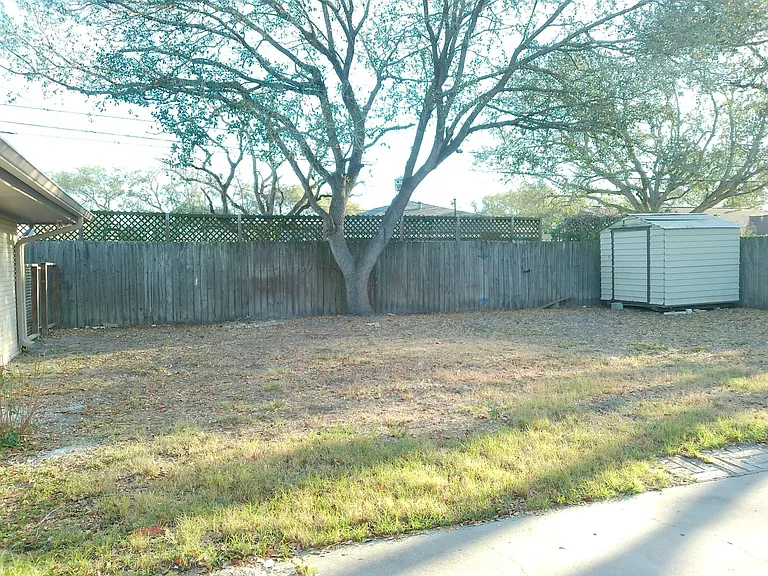 4610 Donegal Dr — Photo 22