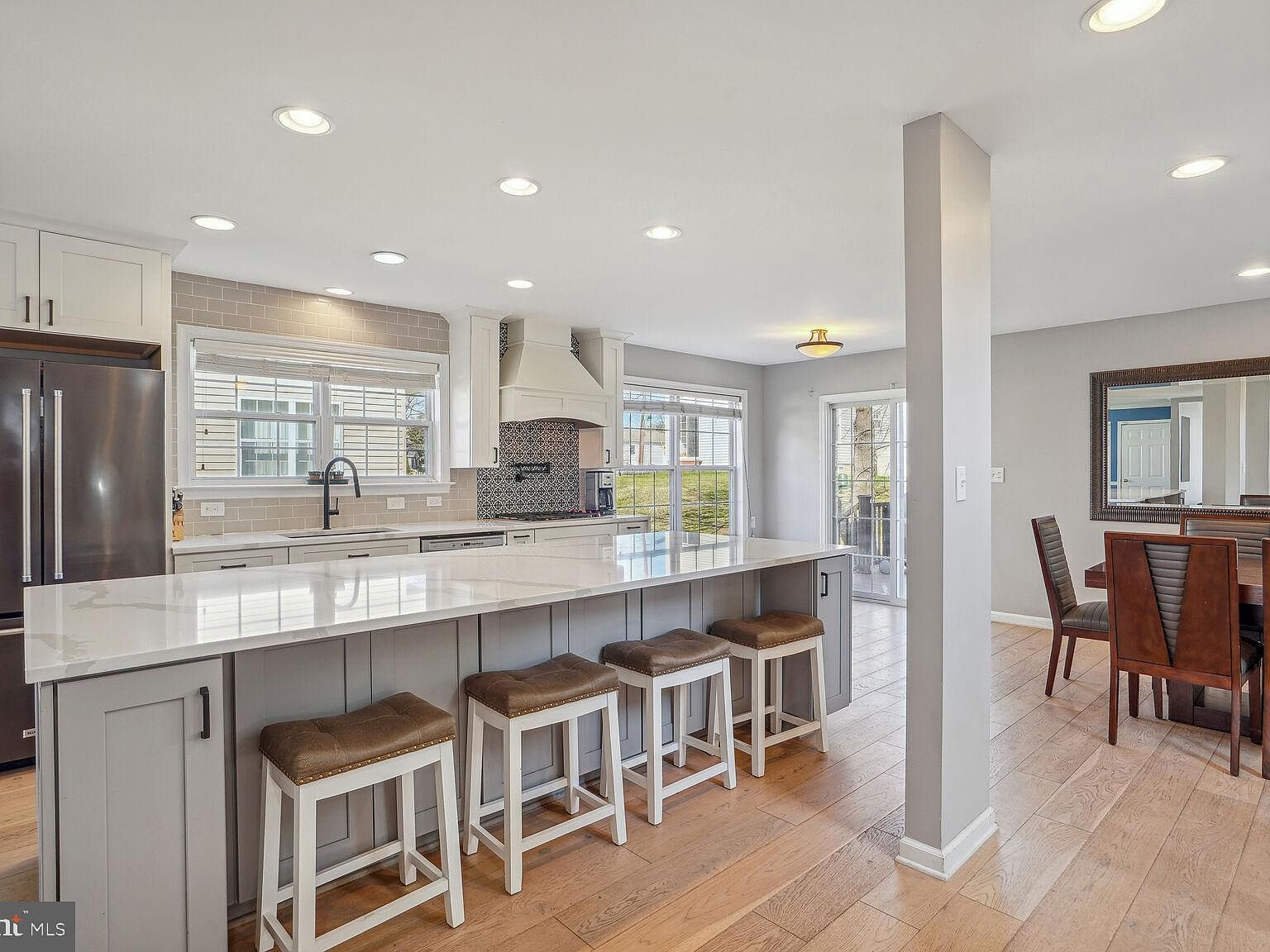 洋書 What it Is, What it Was 2417 17th St NE, Washington, DC 20018 | Zillow