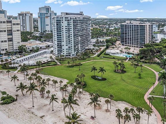 4th image of 4041 Gulf Shore BLVD N #1807