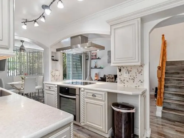 25645 Pine Creek Ln — Photo 3
