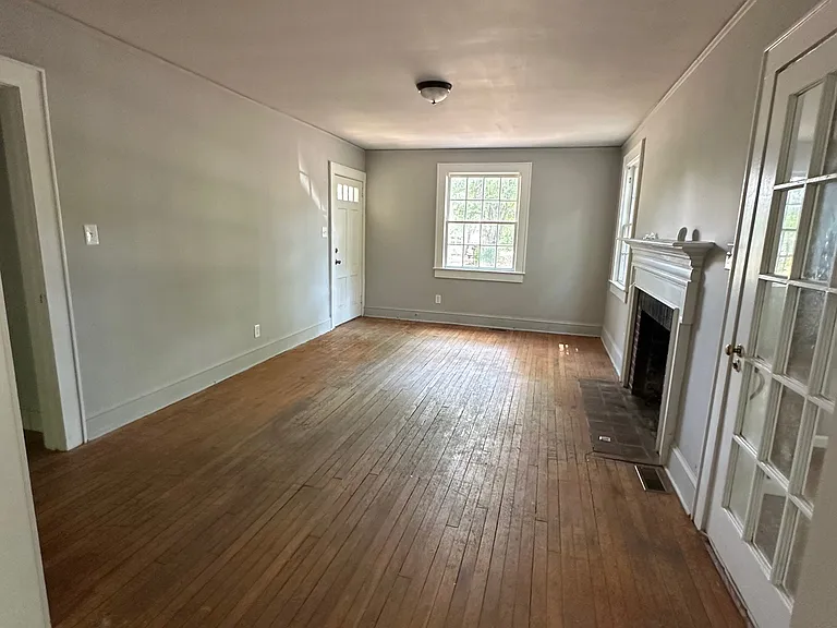 216 Briarcliff Rd — Photo 2