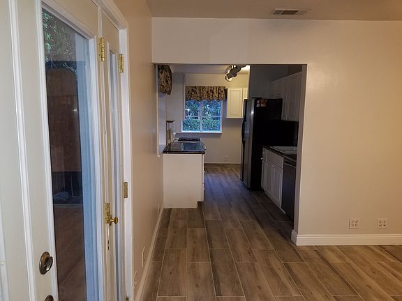 Living Looking Into Kitchen