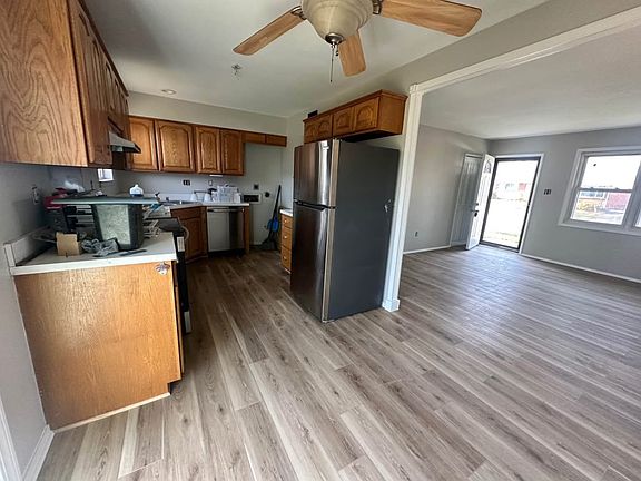 4th image of 716 Spicewood Dr
