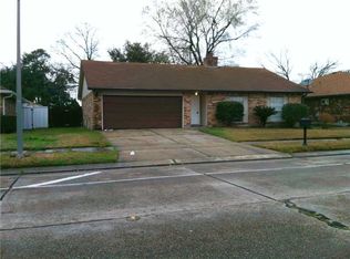 4016 Post Dr, Harvey, LA 70058