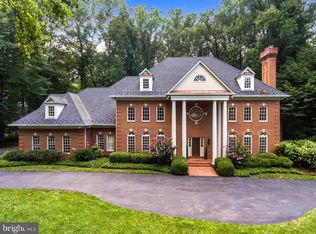 190 Falcon Ridge Rd, Great Falls, VA 22066