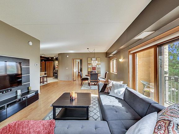 4th image of 7420 W Lawrence Ave Unit 304