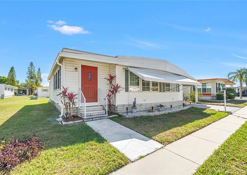 1100 Belcher Rd S #502