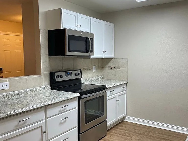 5141 S Lindell Rd #102 — Photo 7