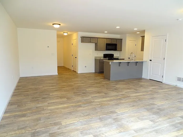 3 Broken Arrow Dr — Photo 6