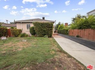5444 Hermitage Ave, Valley Village, CA 91607