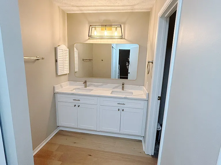 8073 Timbertree Way — Photo 12