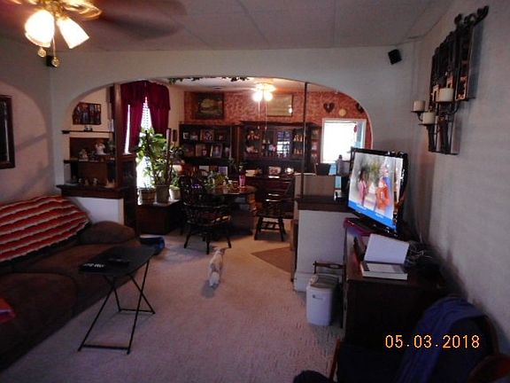 3rd image of 414 North Broadway