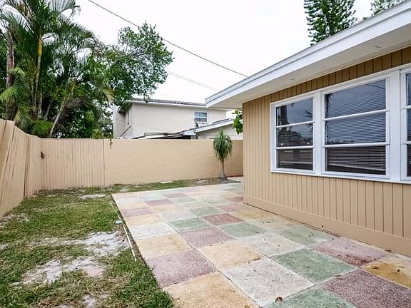 2nd image of 1768 Greenlea Dr