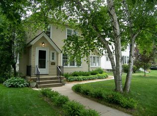 1012 Glenview Ave, Wauwatosa, WI 53213