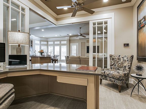 5th image of 3161 Hampshire Ct