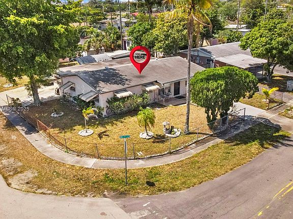 4th image of 2300 NW 11th Ct