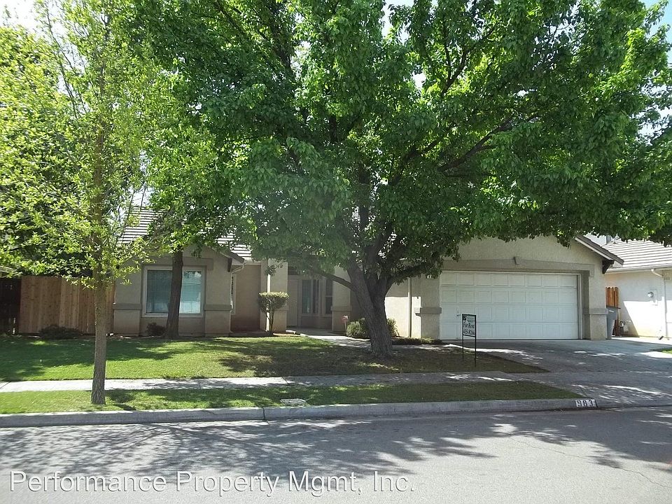 1st image of 983 E Muncie Ave