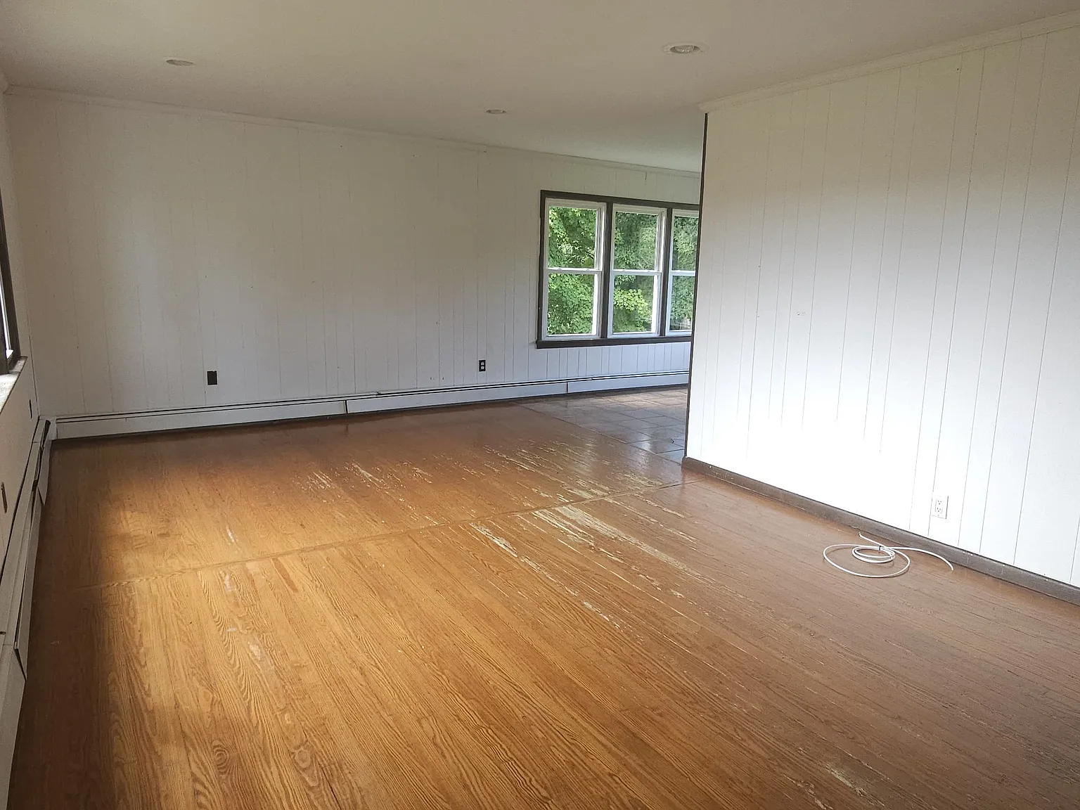 4 bed, 2277 sqft, $3,250 — Photo 3