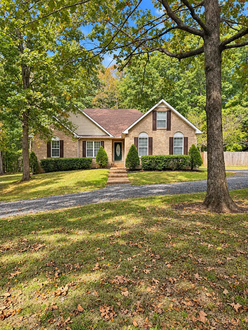 5668 Pinewood Rd, Franklin, TN 37064 | Private Acreage in Leipers Fork — Photo 2