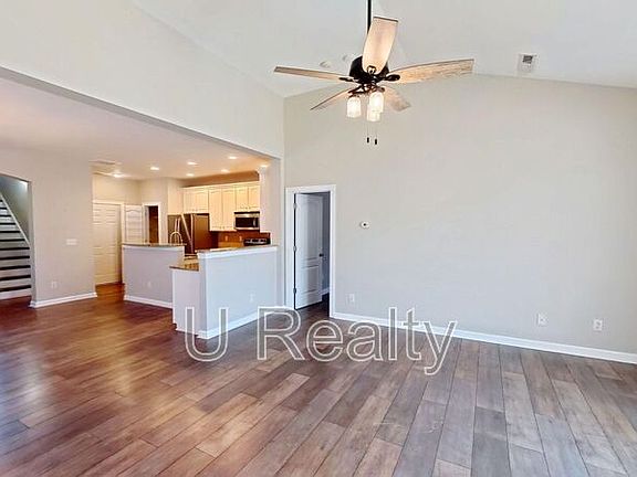 5th image of 11040 Lucky Horseshoe Ln
