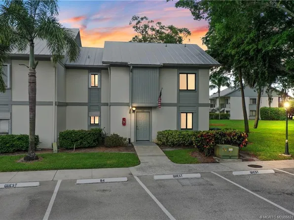 2233 NW 22nd Ave APT 108, Stuart, FL 34994