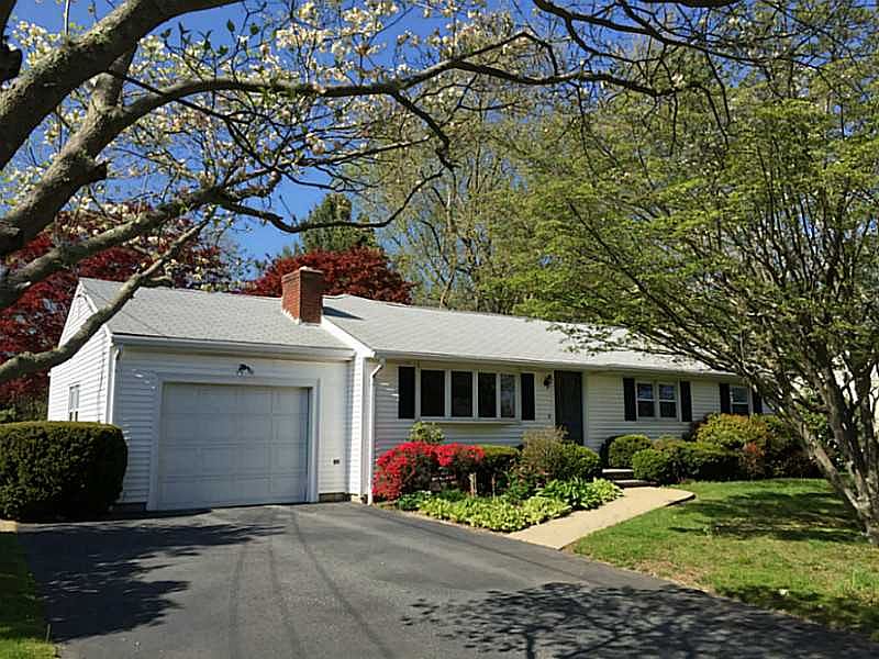 1st image of 29 Roosevelt Dr