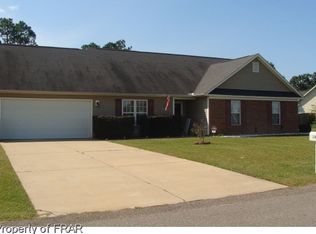 165 Cash Ave, Raeford, NC 28376