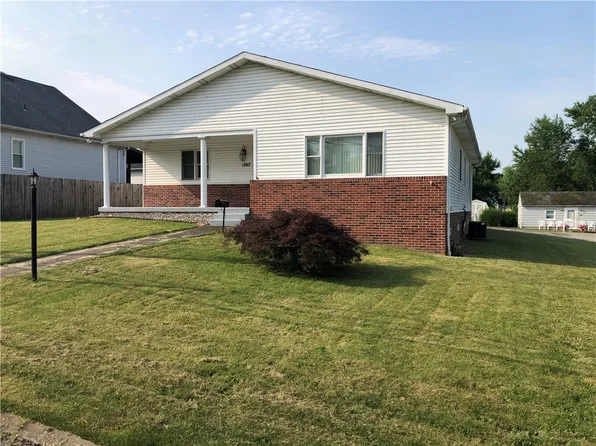 1207 Lengel Ave, Natrona Heights, PA 15065