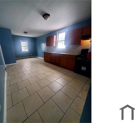 1st image of 118 Seymour Ave #3