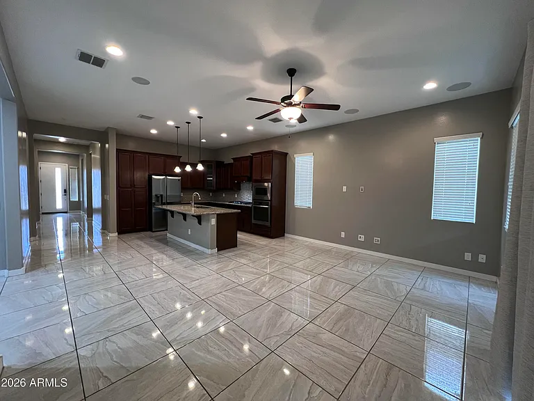 1705 W Dawn Dr — Photo 7