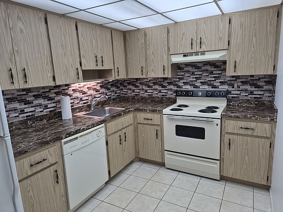 2nd image of 245 Center Rd Unit 111