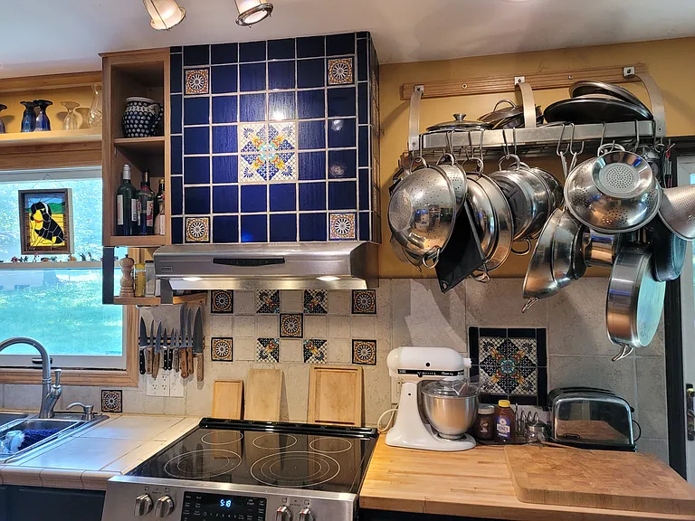 4425 E Cambridge Ct — Photo 5