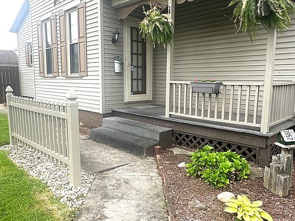 4th image of 501 E Charles St