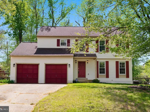 57 Briarwood Dr, Fredericksburg, VA 22405