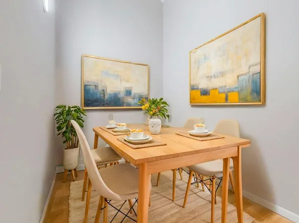 76-16 Grand Cent Parkway image 3 of 21